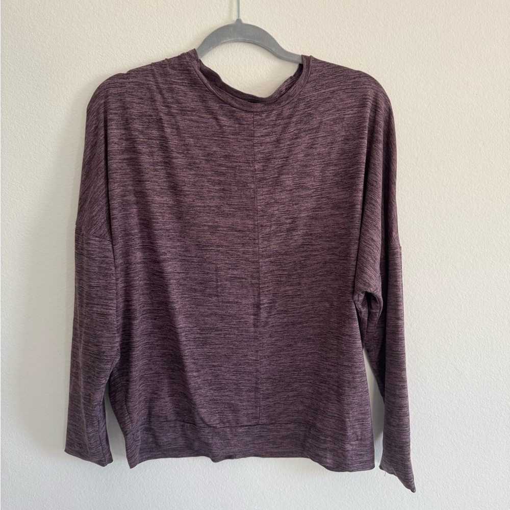 Women’s long sleeve workout top